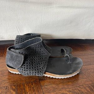 Pedro Garcia Ankle Cuff Sandals "Verena" Women’s shoes Size US 8